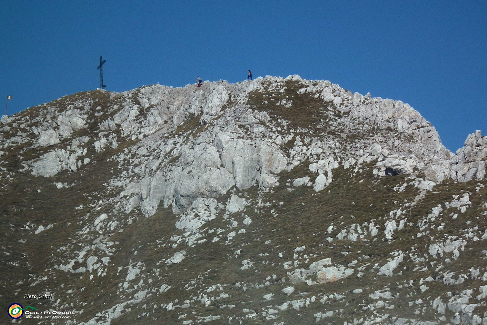 18 in cima di Corna Piana (2302 m.)....jpg
